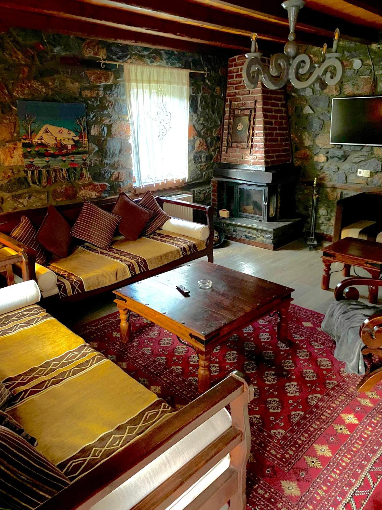 Chalet Asteras Tou Vorra Палеос Агиос Атанасиос Екстериор снимка