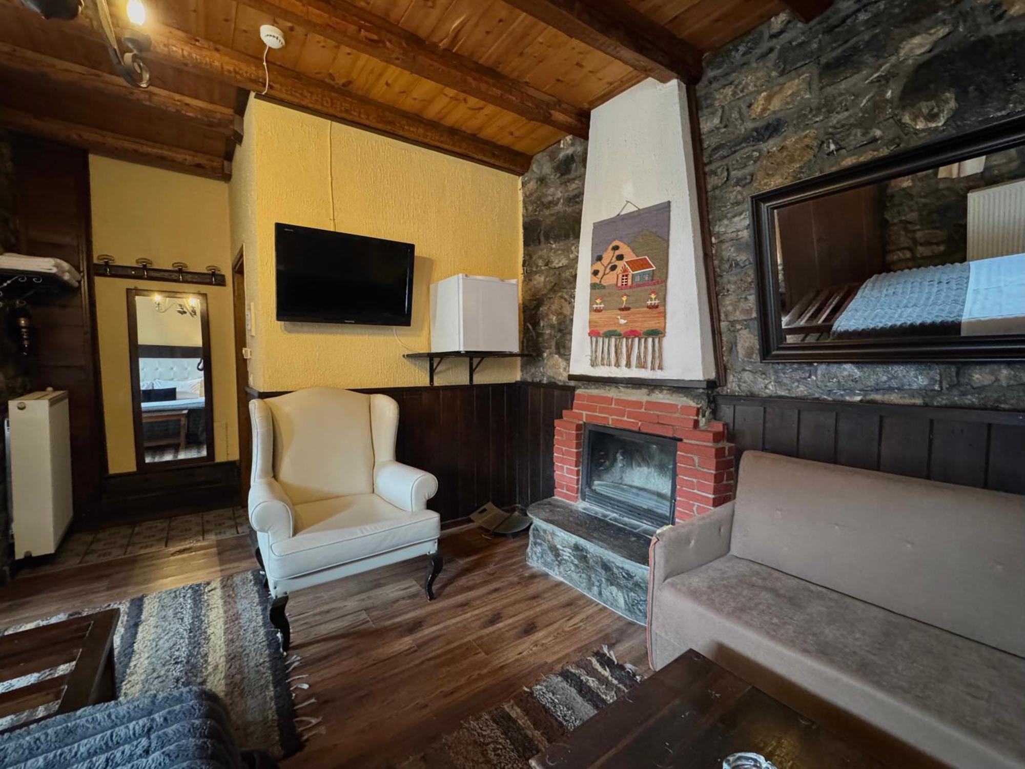 Chalet Asteras Tou Vorra Палеос Агиос Атанасиос Екстериор снимка